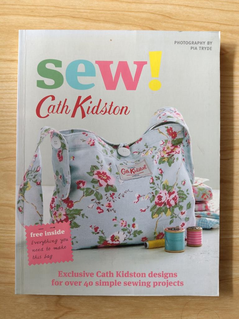 Sew! - Cath Kidston, Gelezen, Cath Kidston, Ophalen of Verzenden, Borduren en Naaien