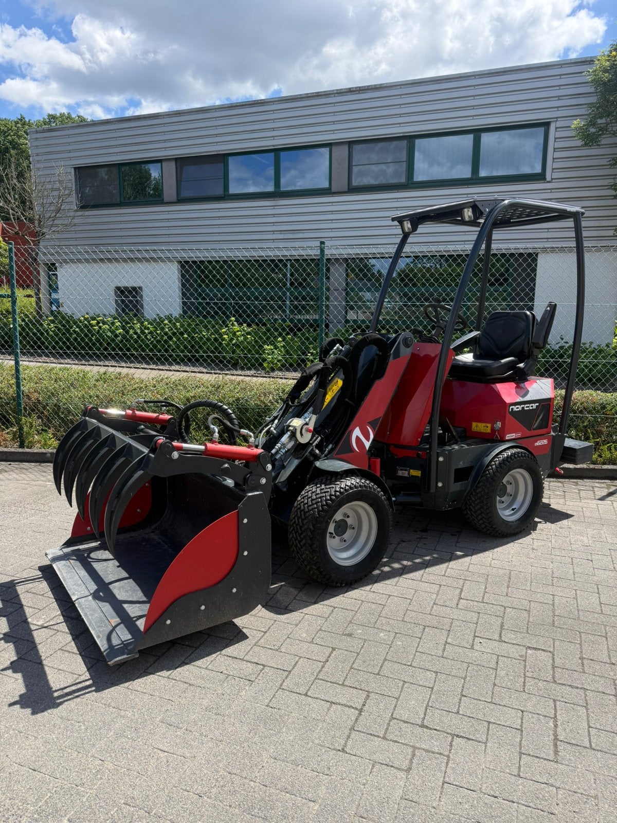 Norcar a6226 kniklader (332u.), Zakelijke goederen, Machines en Bouw | Kranen en Graafmachines, Ophalen, Wiellader of Shovel