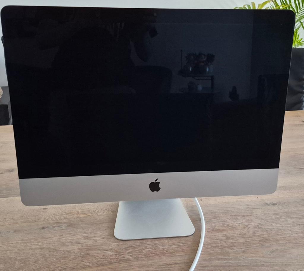 Apple Imac 21,5 inch (Late 2013), Computers en Software, Apple Desktops, Ophalen, Gebruikt, 2 tot 3 Ghz, 8 GB