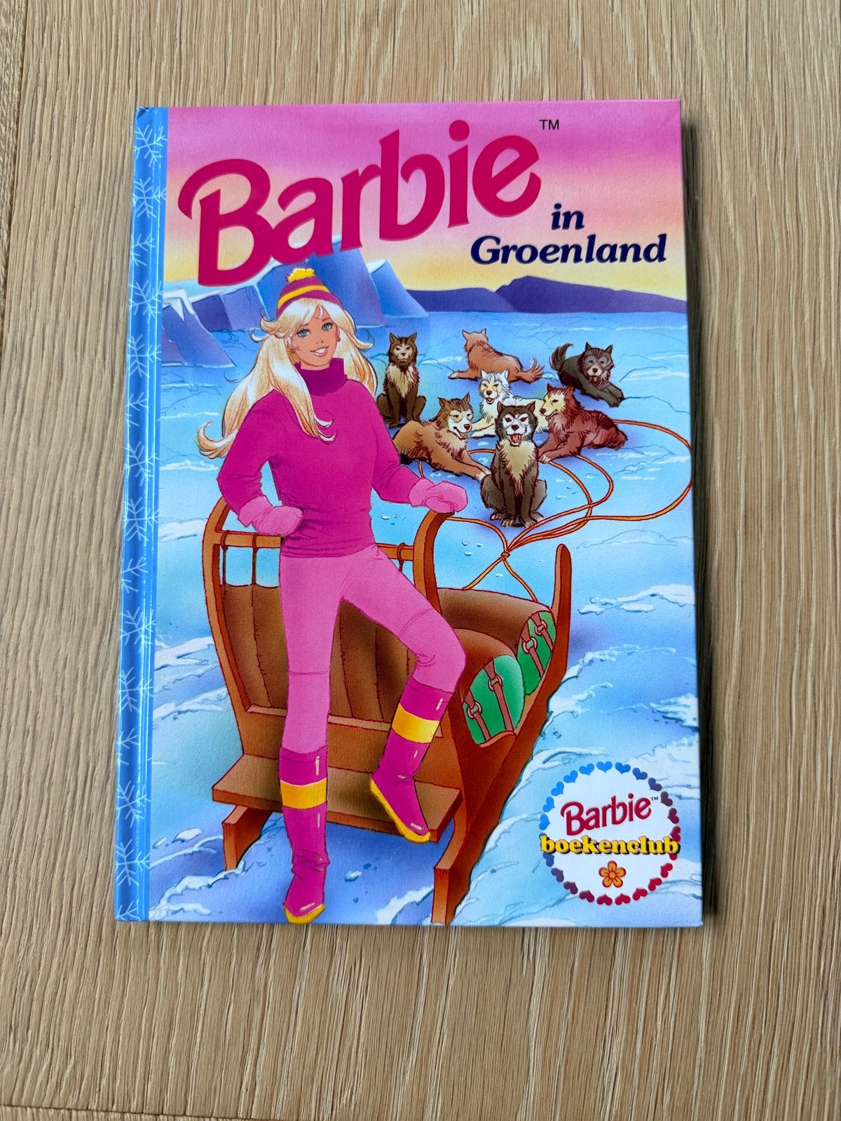 Barbie in Groenland - Avontuurlijk kinderboek, Boeken, Ophalen of Verzenden, Zo goed als nieuw, Fictie algemeen