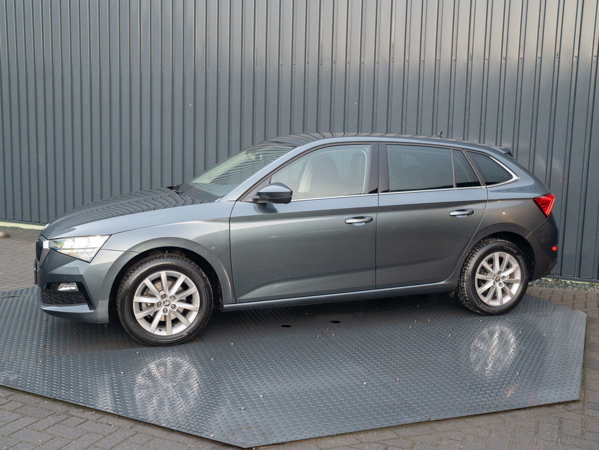 Skoda Scala 1.0 TSI Style | Stoelverwarming | Apple Carplay/, Auto's, Skoda, Scala, Gebruikt, 49 €/maand, 600 kg