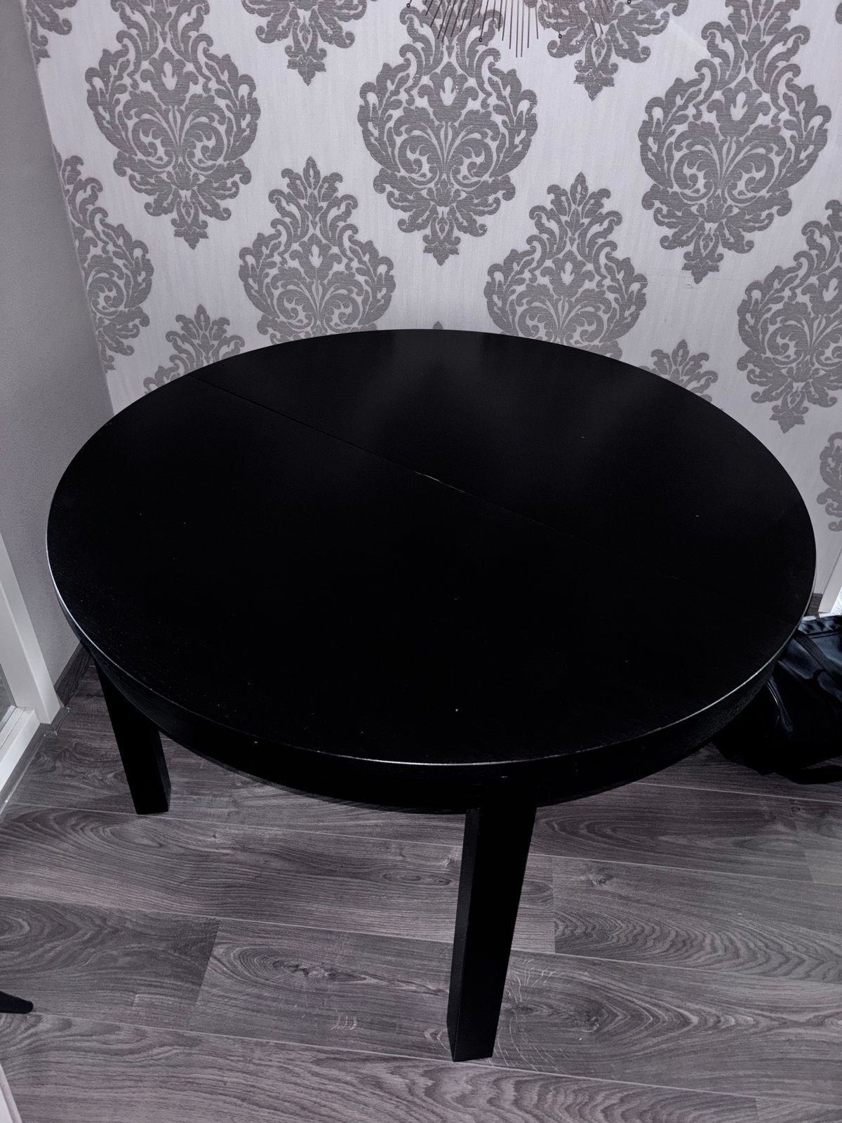 Zwarte uitschuifbare eettafel - Bjursta (IKEA), Ophalen, Gebruikt, 100 tot 150 cm, 150 tot 200 cm
