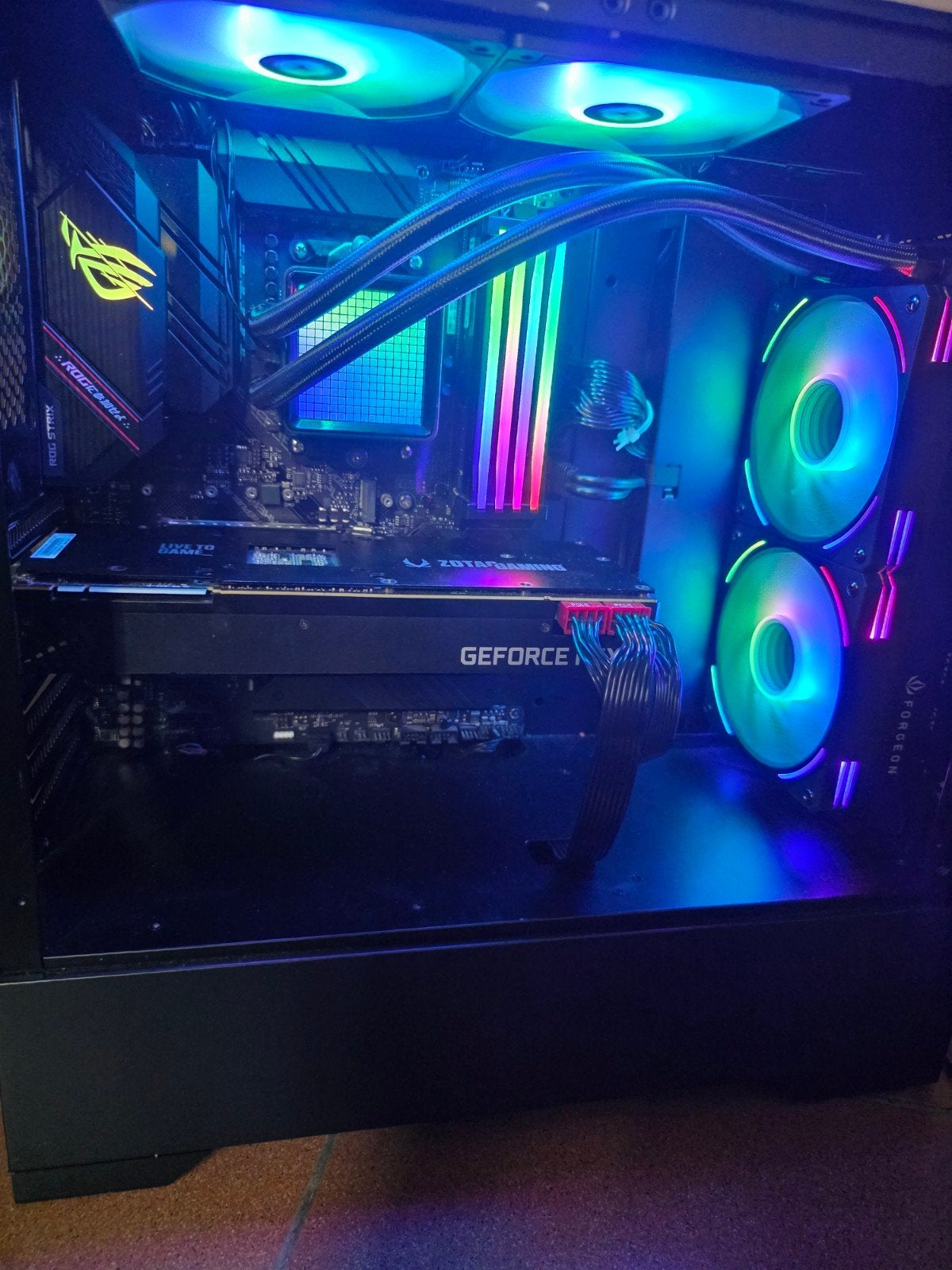 Foto 3 van Krachtige Gaming PC: Ryzen 7 5800x, RTX 2080, 32GB RAM