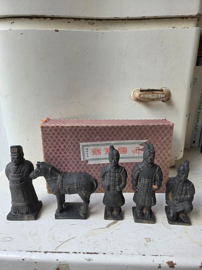 Chinese terracotta legerbeeldjes set, Verzamelen, Beelden en Beeldjes, Ophalen of Verzenden, Gebruikt, Dier