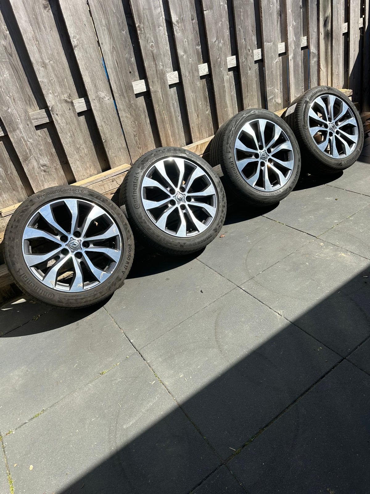17 INCH VELGEN RENAULT MEGANE ORIGINELE VELGEN + ZOMERBANDEN, Auto-onderdelen, Banden en Velgen, Ophalen, Banden en Velgen, Nieuw