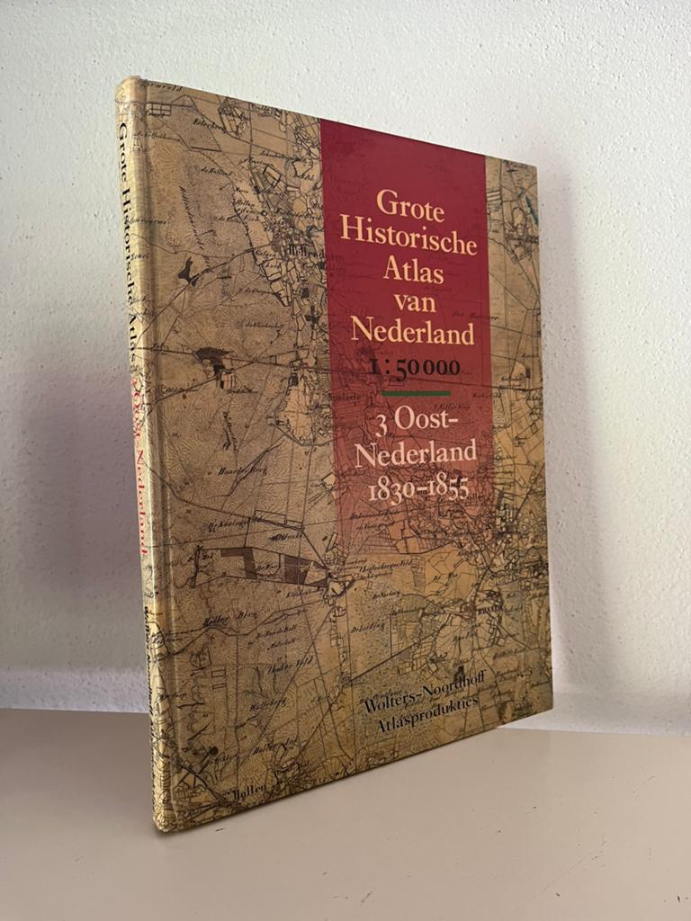 Grote Historische Atlas van Nederland 3 - Oost-Nederland, Ophalen of Verzenden, Zo goed als nieuw