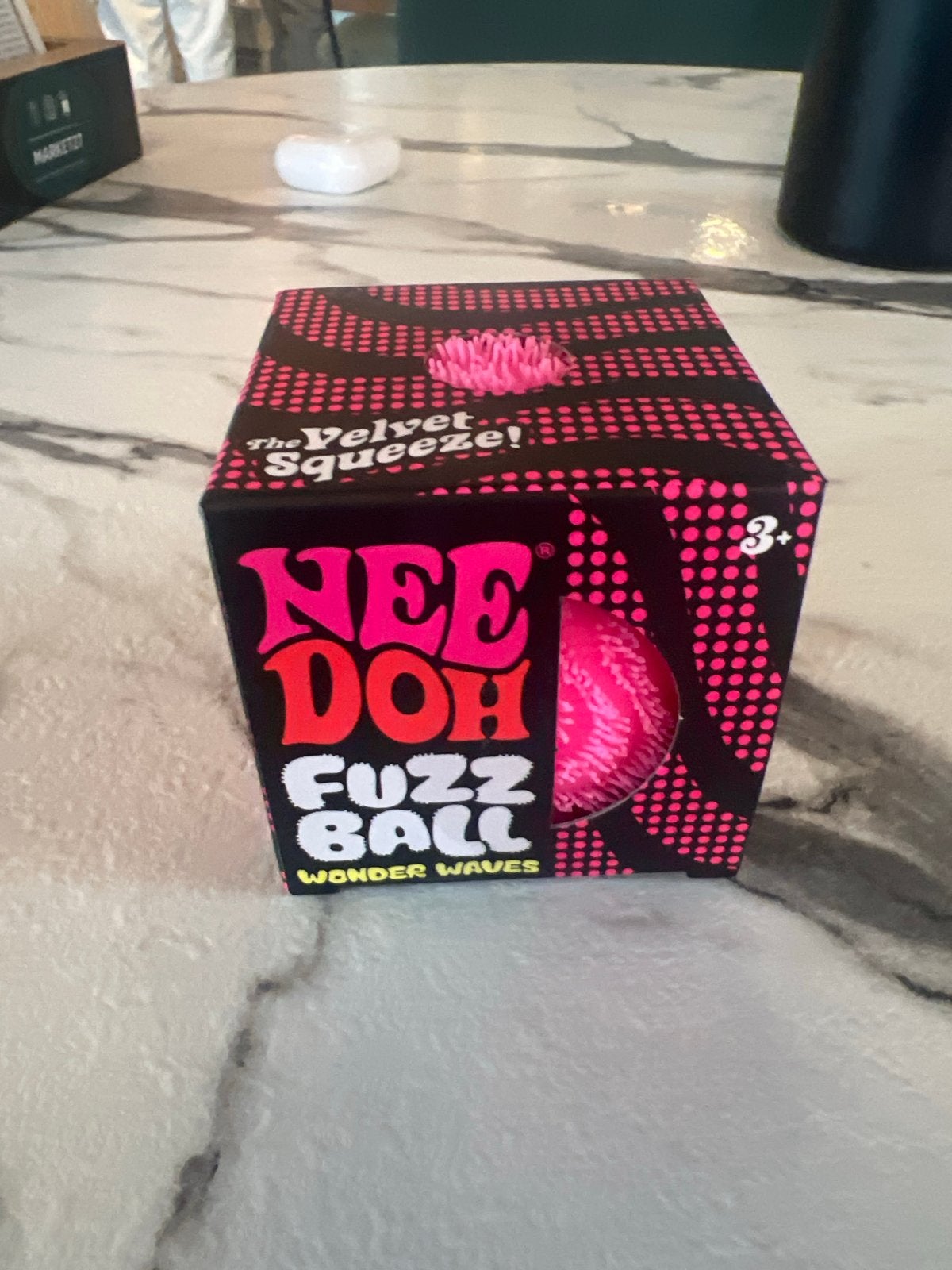 NeeDoh Fuzz Ball Wonder Waves - Roze Stressbal, Ophalen of Verzenden, Nieuw, Jongen of Meisje
