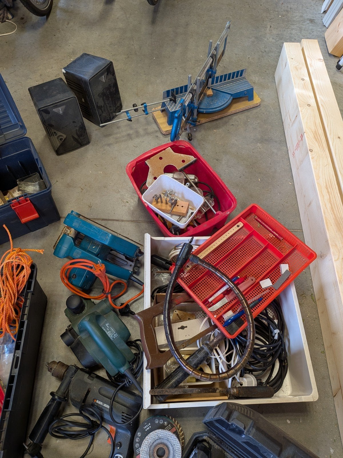 diversen gereedschap, Ophalen