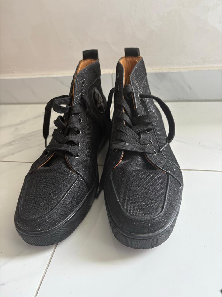 Christian Louboutin Sneakers Maat 41 Zwart, Zwart, Ophalen of Verzenden, Sneakers of Gympen, Zo goed als nieuw
