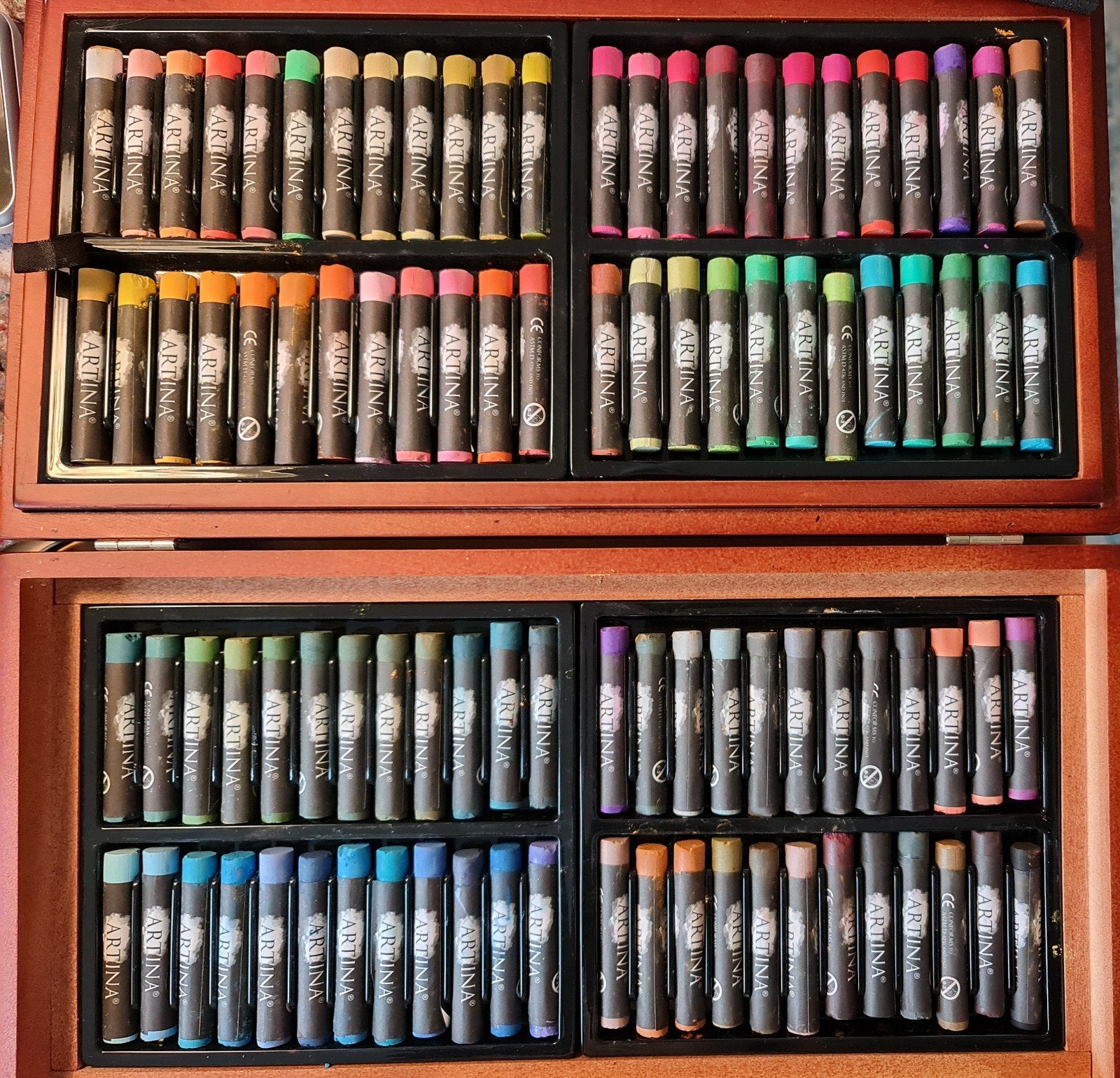 ARTINA Pastel Set - 96 Stuks in Houten Koffer, Hobby en Vrije tijd, Ophalen, Zo goed als nieuw, Overige typen