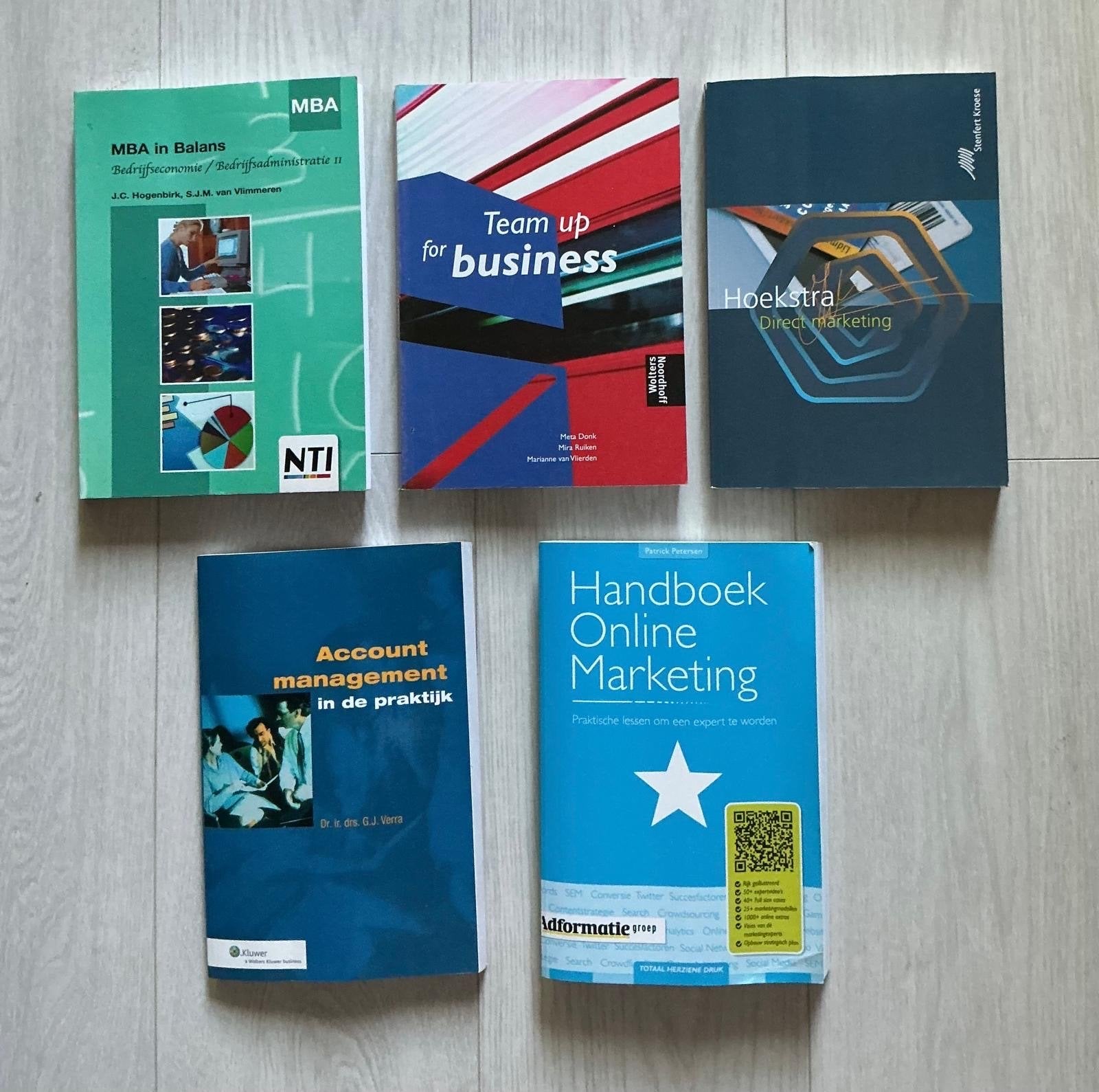 Diverse studieboeken: Economie, Marketing, Communicatie, Boeken, Ophalen, Gamma, Gelezen, MBO