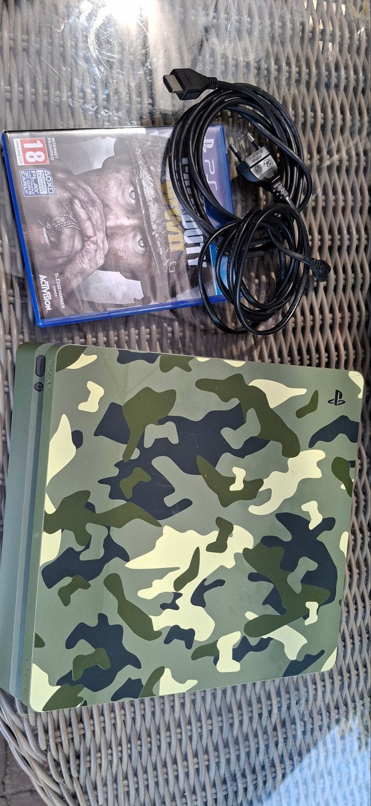 PlayStation 4 met Call of Duty WWII - Camouflage Editie, Ophalen of Verzenden