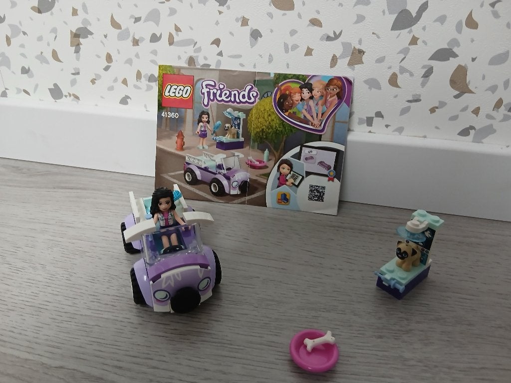 Lego Friends, 41360 Emma's Mobiele Dierenkliniek, Lego, Friends, Ophalen of Verzenden, Zo goed als nieuw