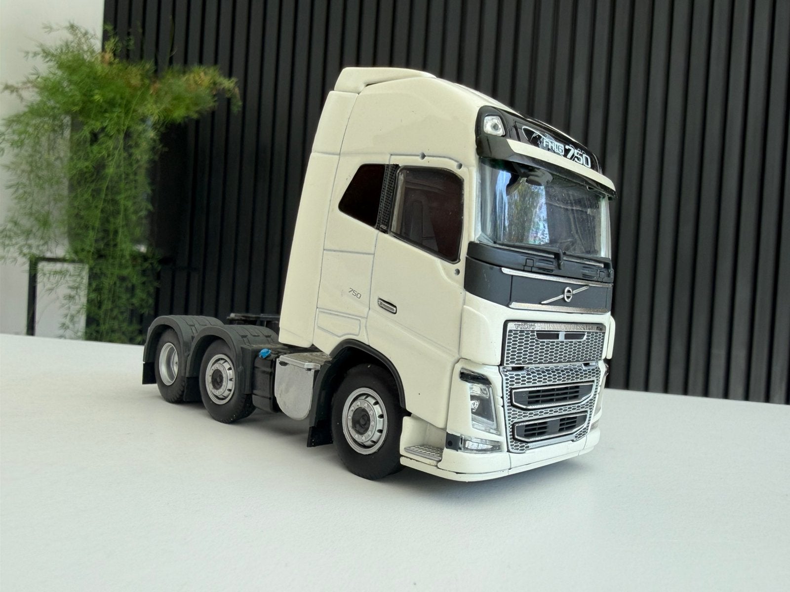 Tekno Volvo Fh4 6x2, Ophalen of Verzenden, Zo goed als nieuw, Bus of Vrachtwagen, Tekno