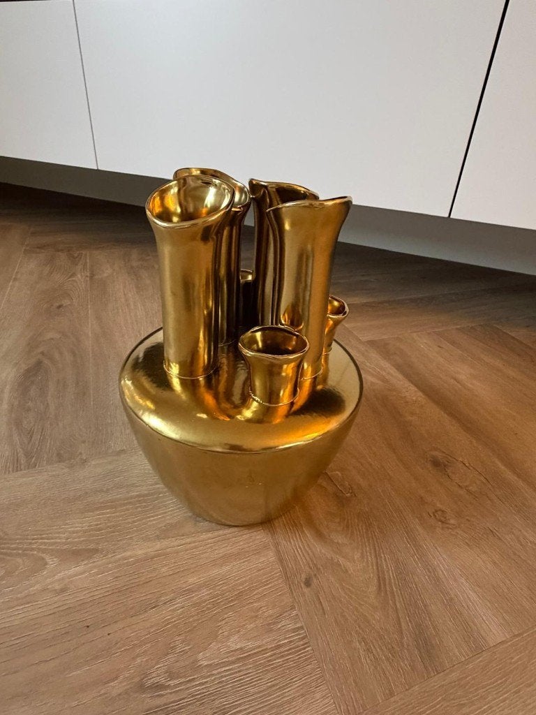 Als nieuw! Tulpenvaas Daan Kromhout Tuba 22x30 cm, goud, Ophalen, Handgemaakt, 30 cm, Zo goed als nieuw