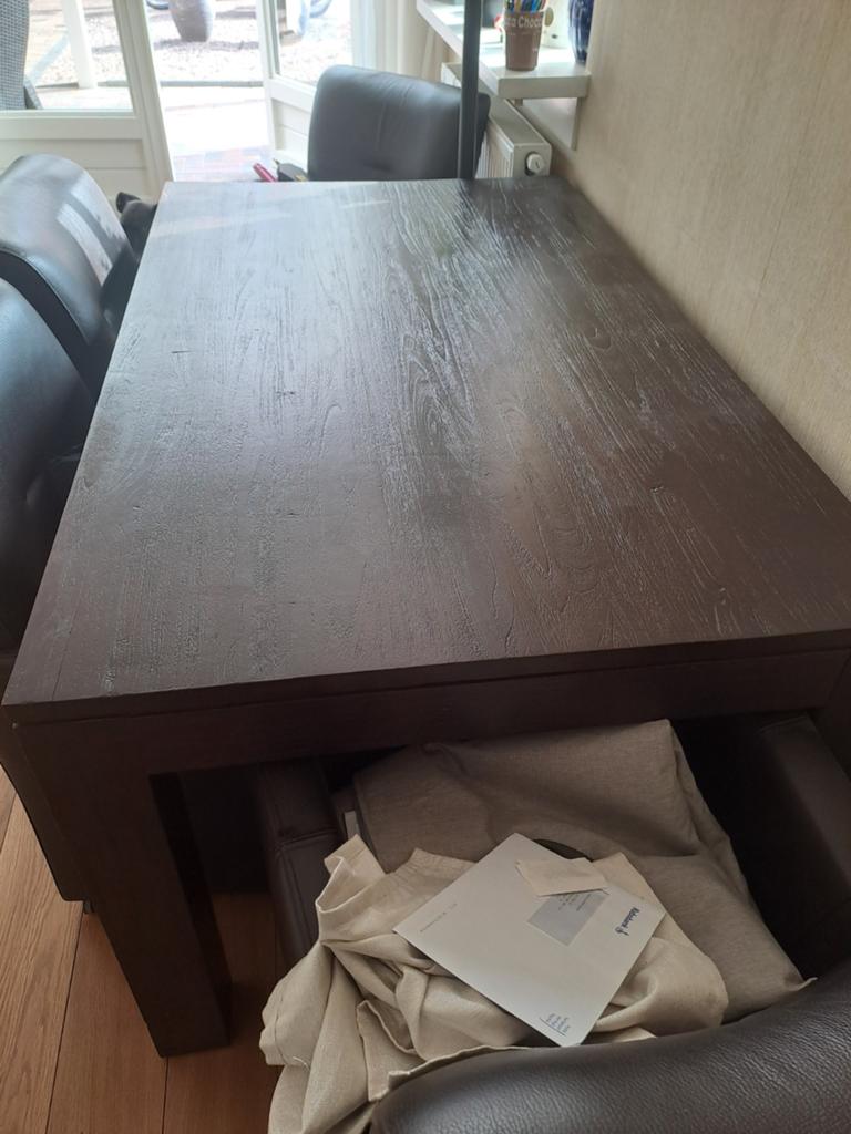 Donkerbruine massief houten eettafel met 4 fauteuils, Huis en Inrichting, Tafels | Eettafels, Gebruikt, 50 tot 100 cm, 150 tot 200 cm