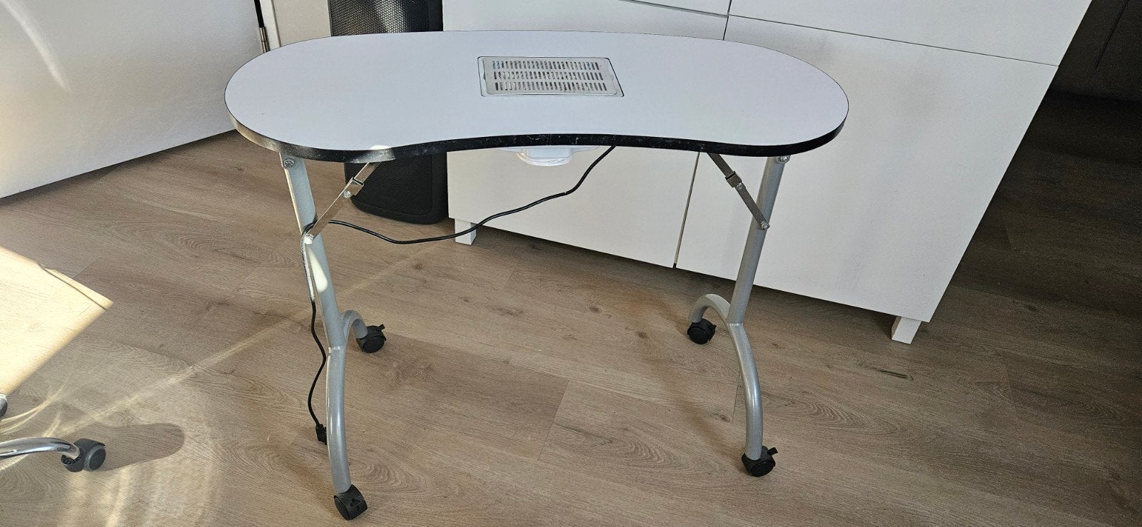 opvouwbare nageltafel met afzuiging, Ophalen, 100 tot 150 cm, Modern, functioneel, opvouwbaar, Metaal of Aluminium