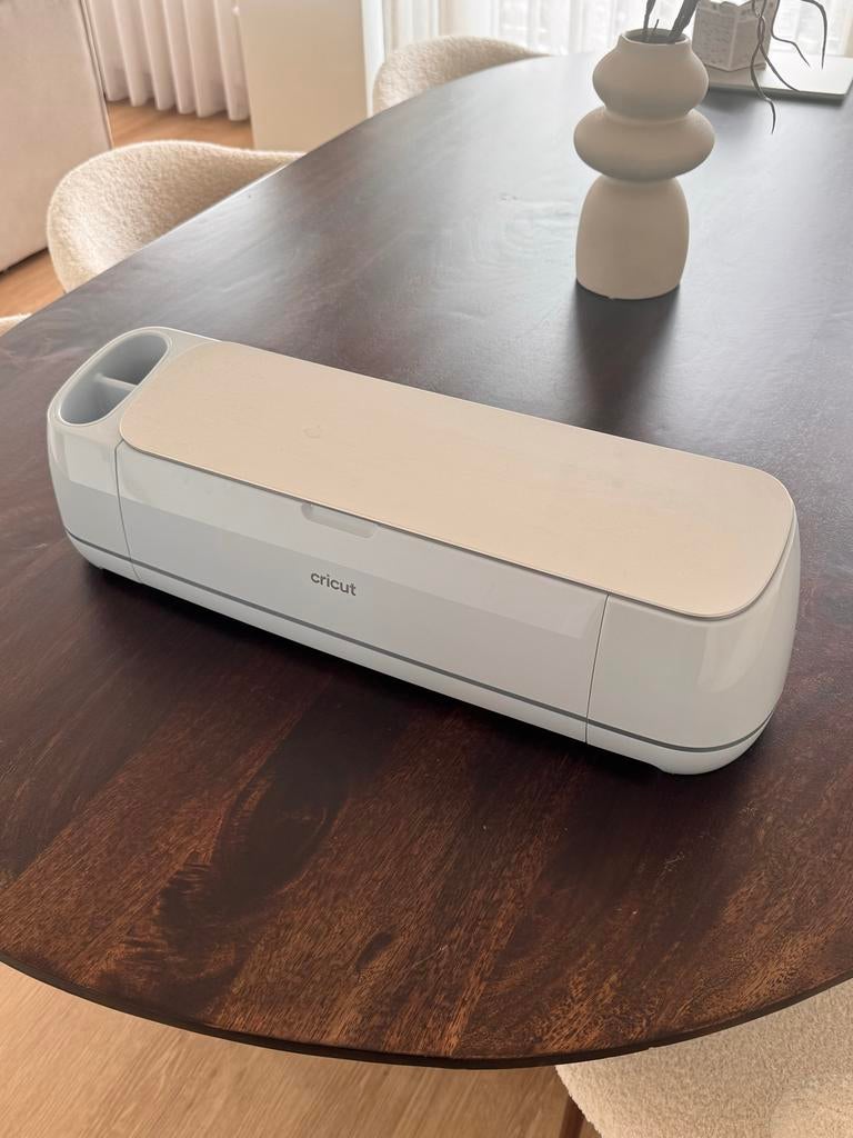Cricut Maker 3 - inclusief accessoires, Ophalen, Overige thema's, Zo goed als nieuw, Kunststof
