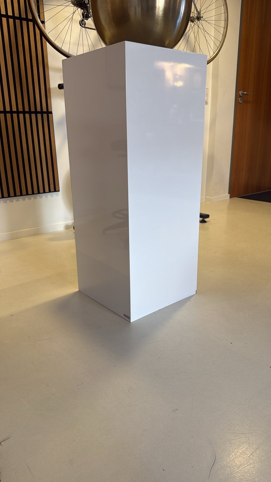 Pols Potten witte sokkel/display zuil, Ophalen, Zo goed als nieuw