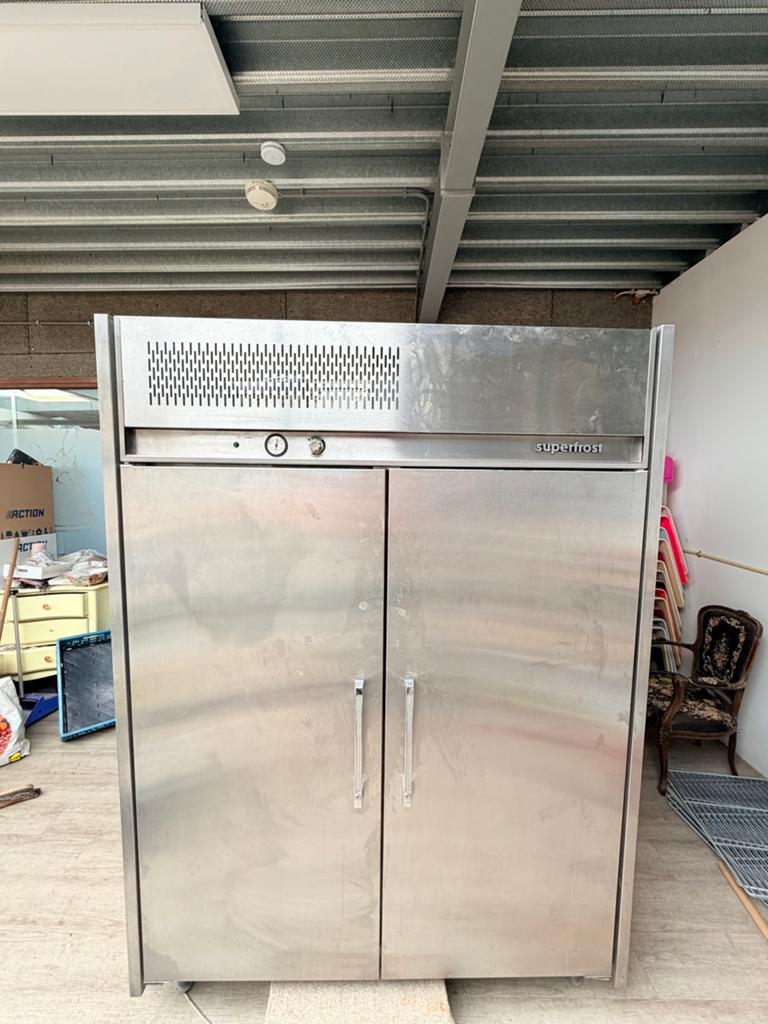 Superfrost RVS Koelkast met Dubbele Deur, Witgoed en Apparatuur, Koelkasten en IJskasten, Gebruikt, Zonder vriesvak, 200 liter of meer