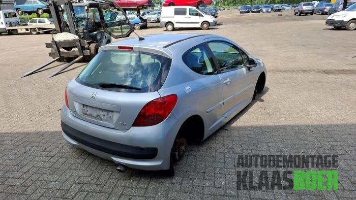 Portier 2Deurs rechts van een Peugeot 207, Gebruikt, -, Deur, -