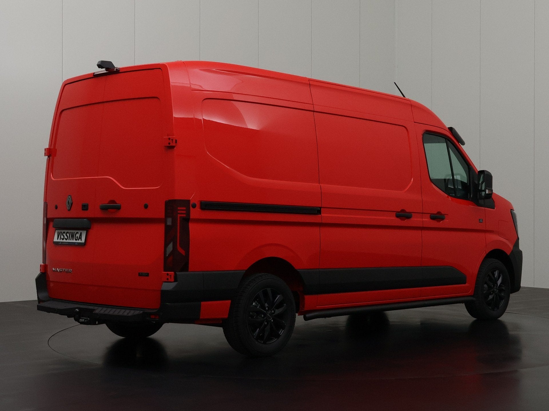 Renault Master E-Tech T35 L2H2 87 kWh Vissinga E-TECH Specia, Auto's, 143 pk, Met garantie (alle), Renault, 2500 kg