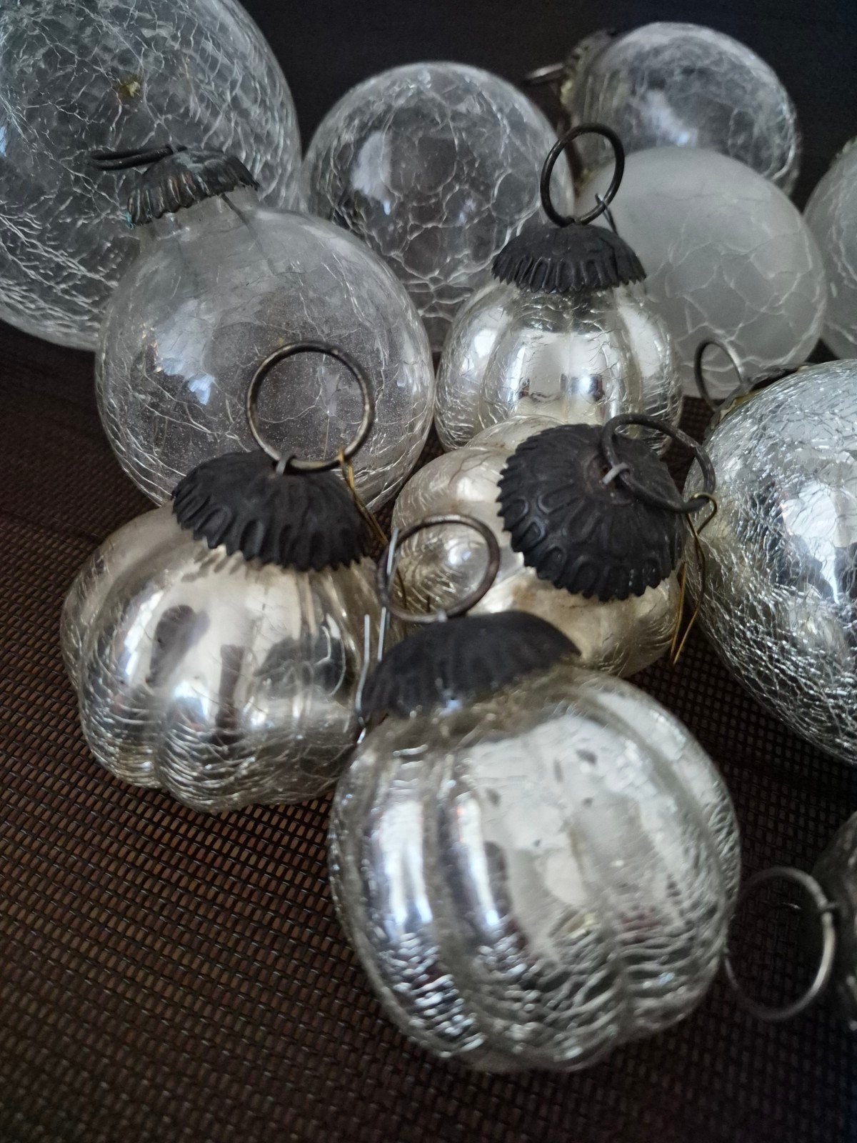 Glazen kerstballen, Diversen, Ophalen
