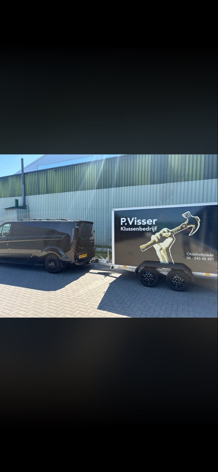 Saris aanhanger met zwarte folie en reclame, Ophalen, Gebruikt
