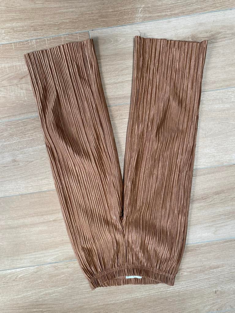 Meisjes kleding 122/128 - Plissé broek, Kinderen en Baby's, Kinderkleding | Maat 122, Ophalen of Verzenden, Gebruikt, Meisje, Broek