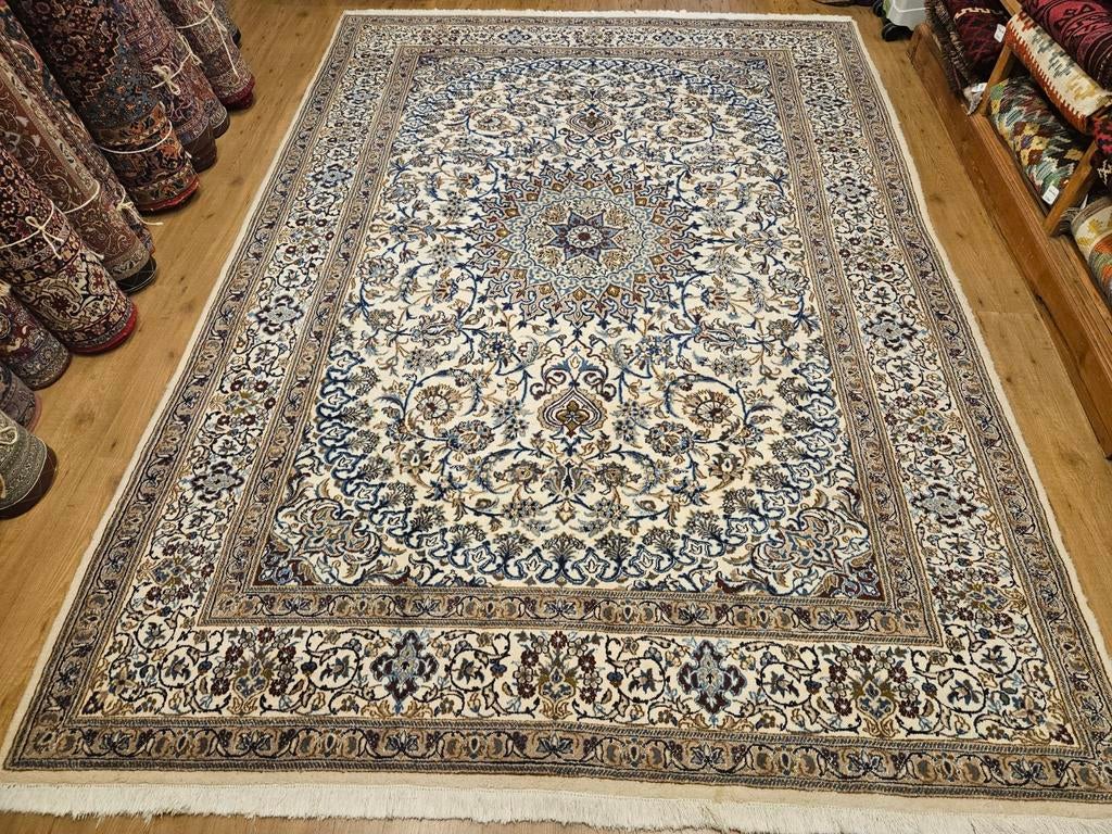 Vintage handgeknoopt perzisch tapijt nain 350x235, Info@SlatsAntiek.nl, Perzisch, 200 cm of meer, Ophalen of Verzenden