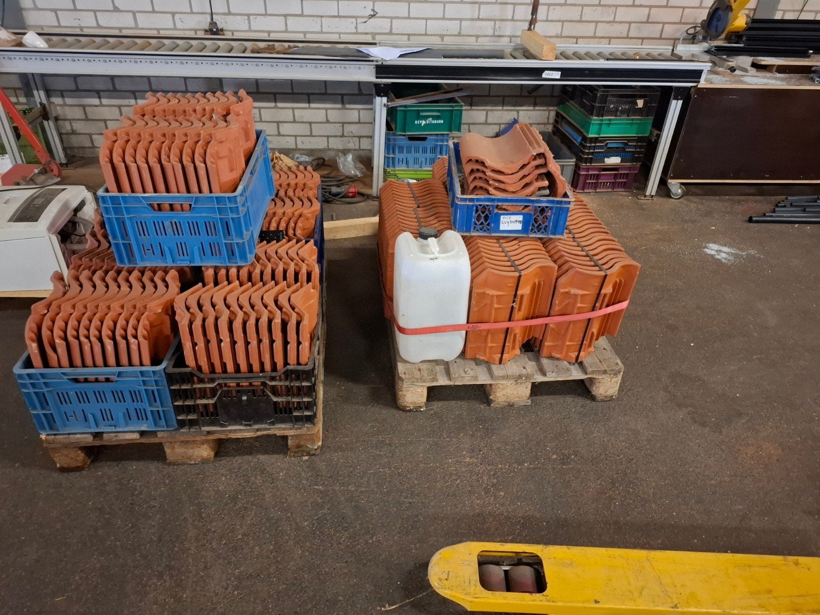 dakpannen gratis, Steen of Klei, Ophalen of Verzenden, Zo goed als nieuw, 15 m² of meer