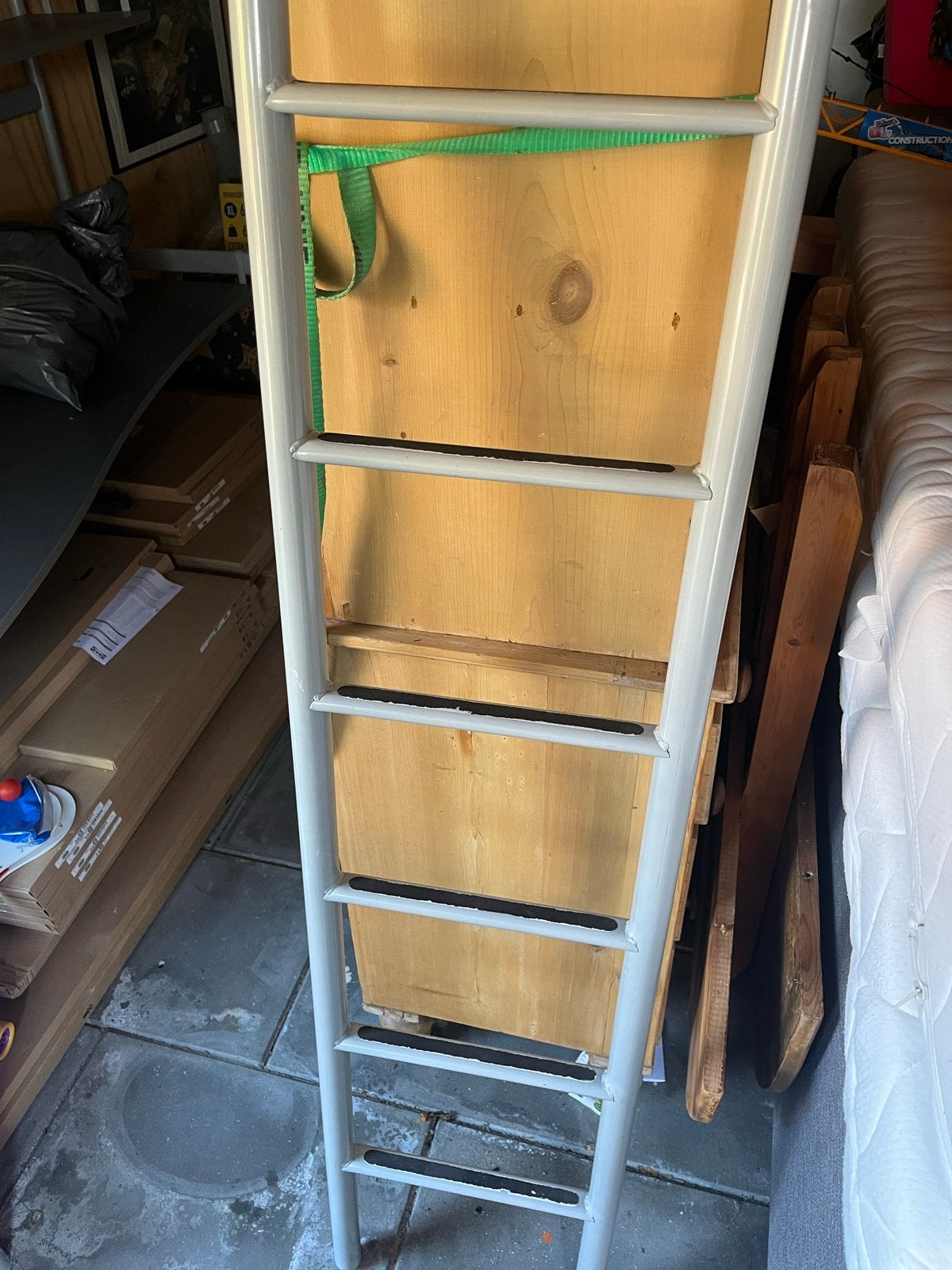 Stapelbed met bureau en plank - Grijs metaal, Ophalen, Gebruikt, 90 cm, Eenpersoons