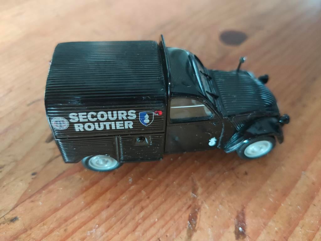 Citroën 2CV Azu 1:43 Norev nr62, Hobby en Vrije tijd, Modelauto's | 1:43, Ophalen of Verzenden, Gebruikt, Auto, Norev