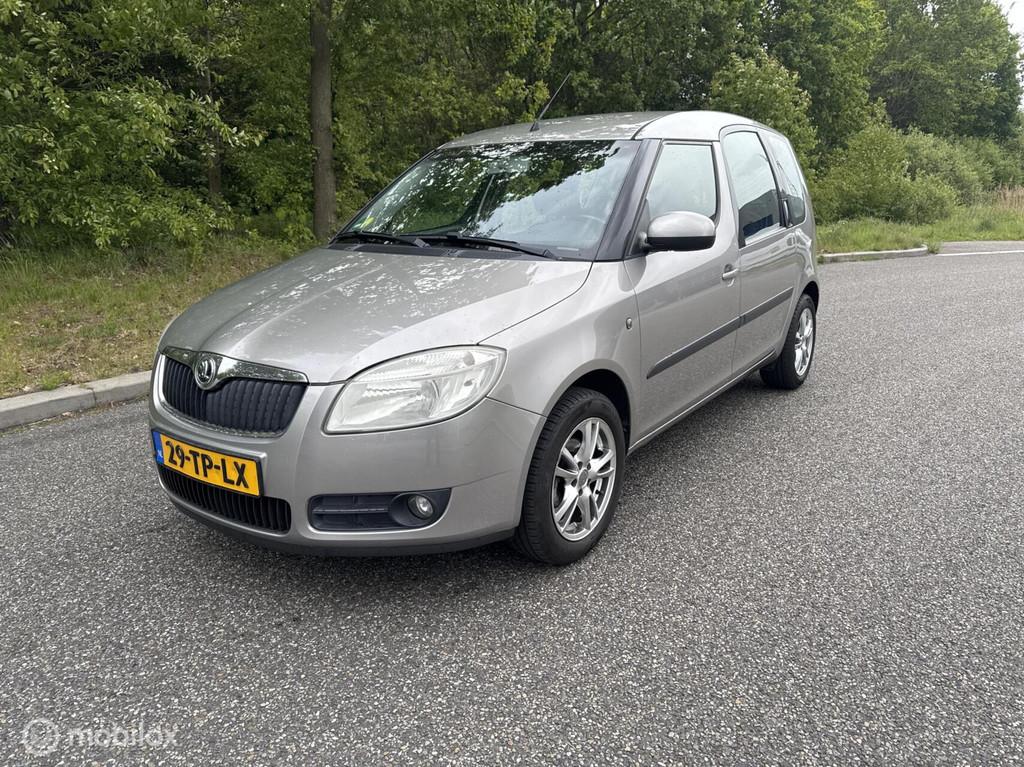 Skoda Roomster 1.4-16V Comfort climate en cruise control, Auto's, Voorwielaandrijving, Gebruikt, 4 cilinders, Roomster