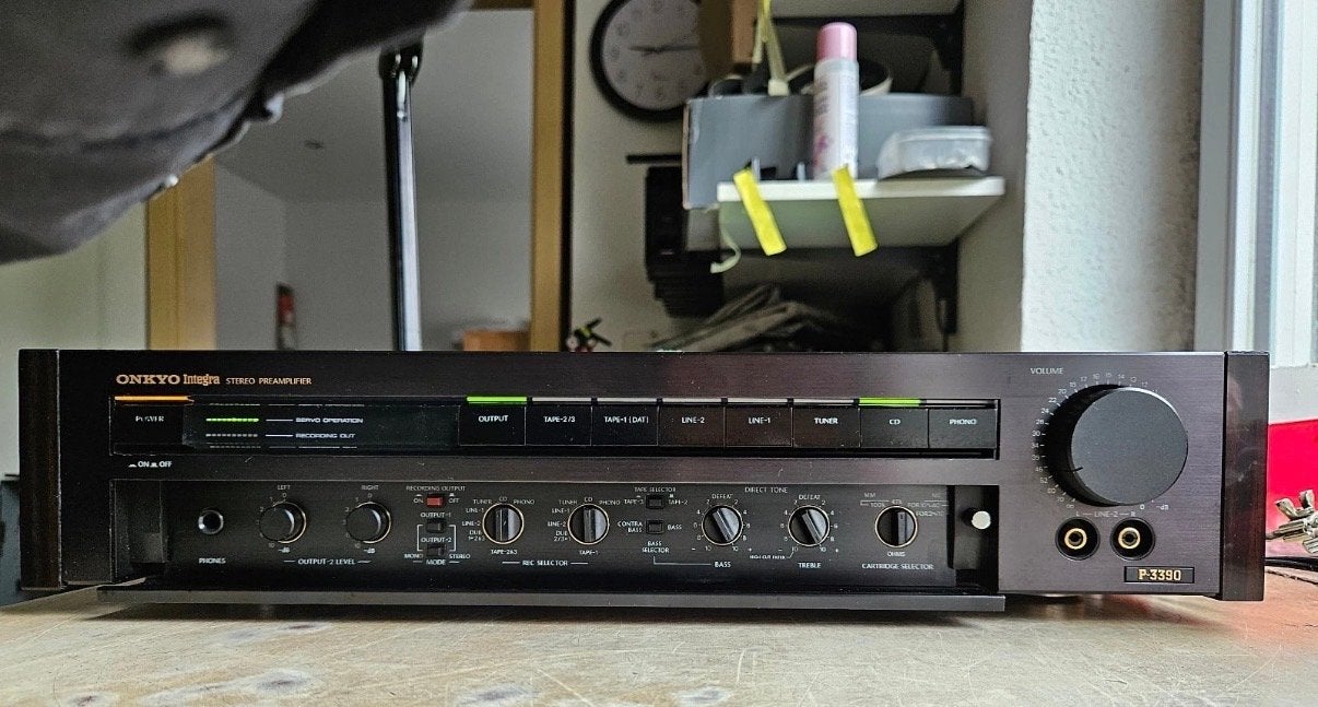 Gezocht: Onkyo P-308 / P-3390 Voorversterker, Gebruikt, Ophalen of Verzenden, Onkyo, Minder dan 60 watt