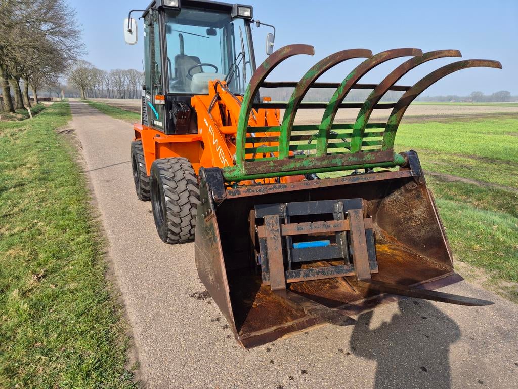 Fiat-Hitachi FW-80 shovel met bank, happer en palletvorken, Ophalen of Verzenden