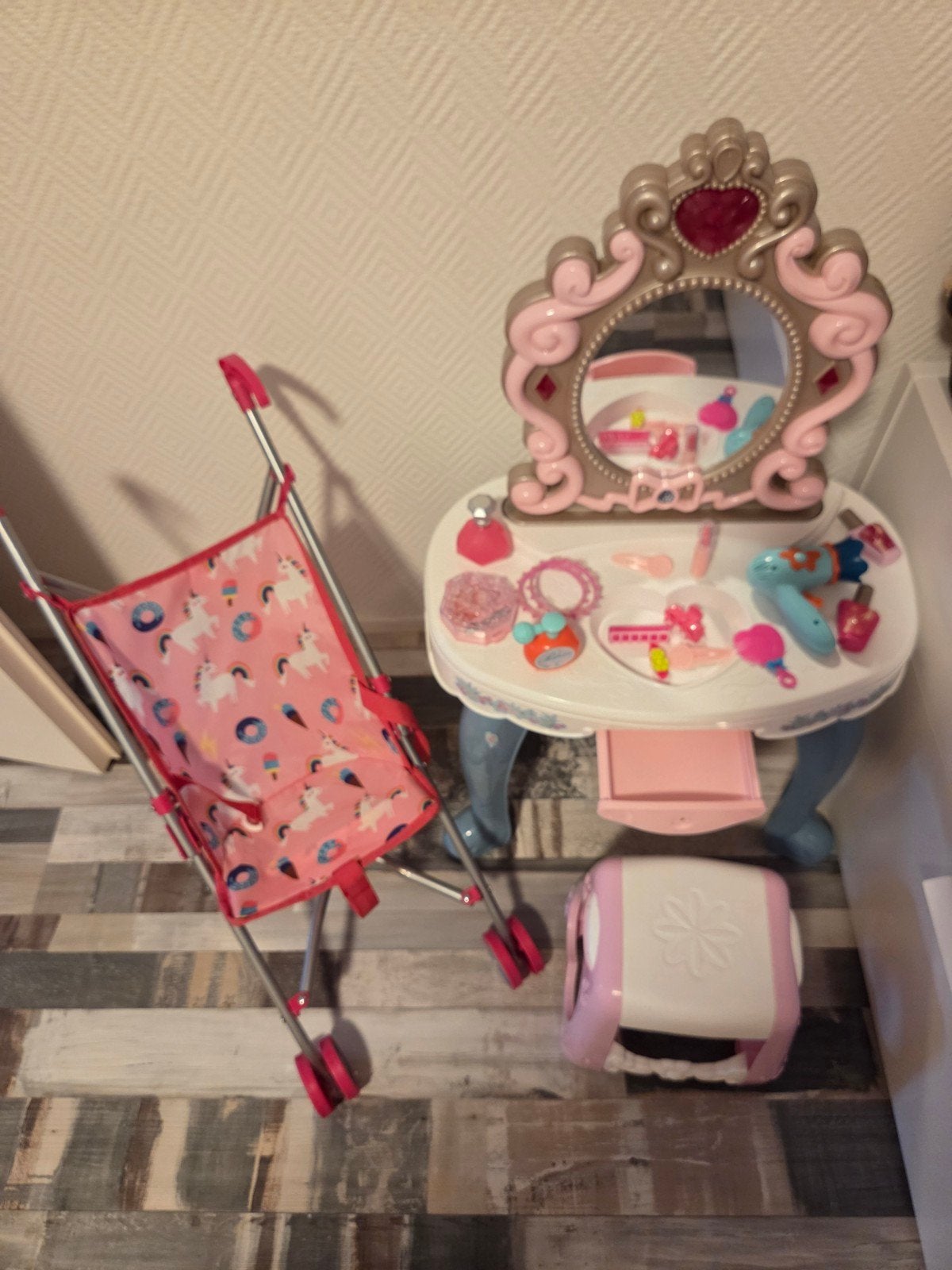 Kinderkaptafel met licht, geluid en kinderwagen, Ophalen, Gebruikt, Tafel(s) en Stoel(en)