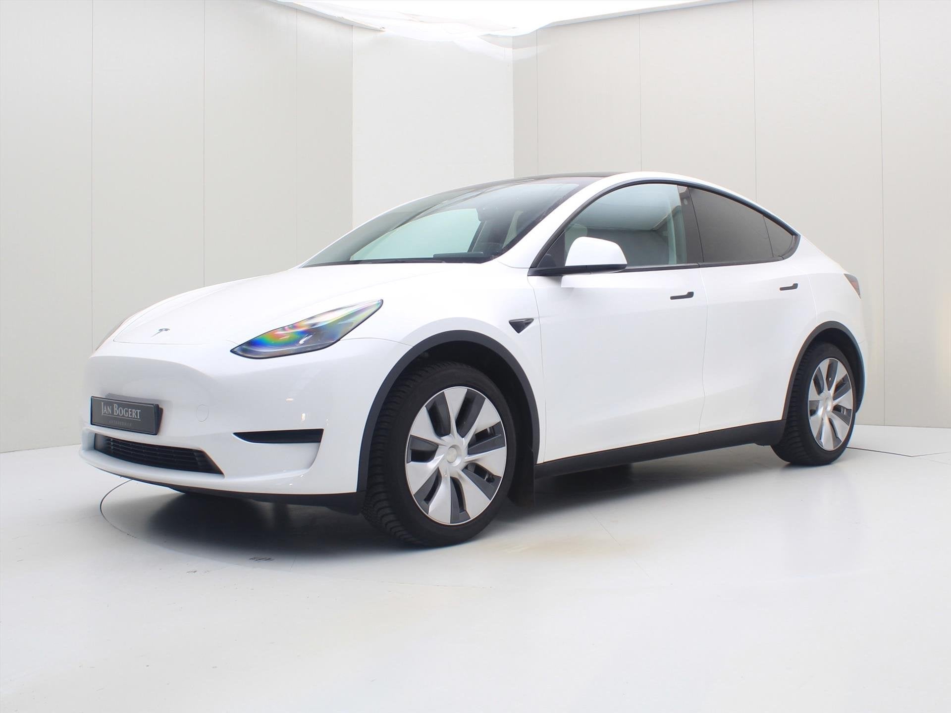 Tesla Model Y Standard RWD Plus 94.2% SoH [ AMD RYZEN+AUTOPI