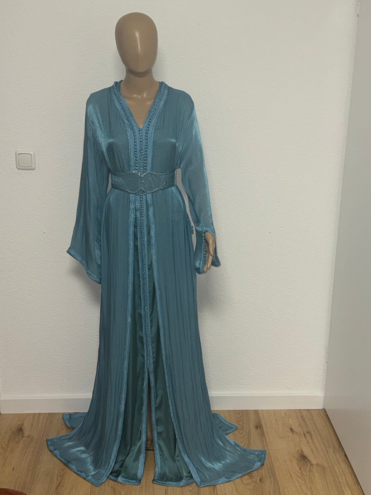 Elegante turquoise kaftan met riem, Maat 38/40 (M), Blauw, Nieuw, Ophalen of Verzenden
