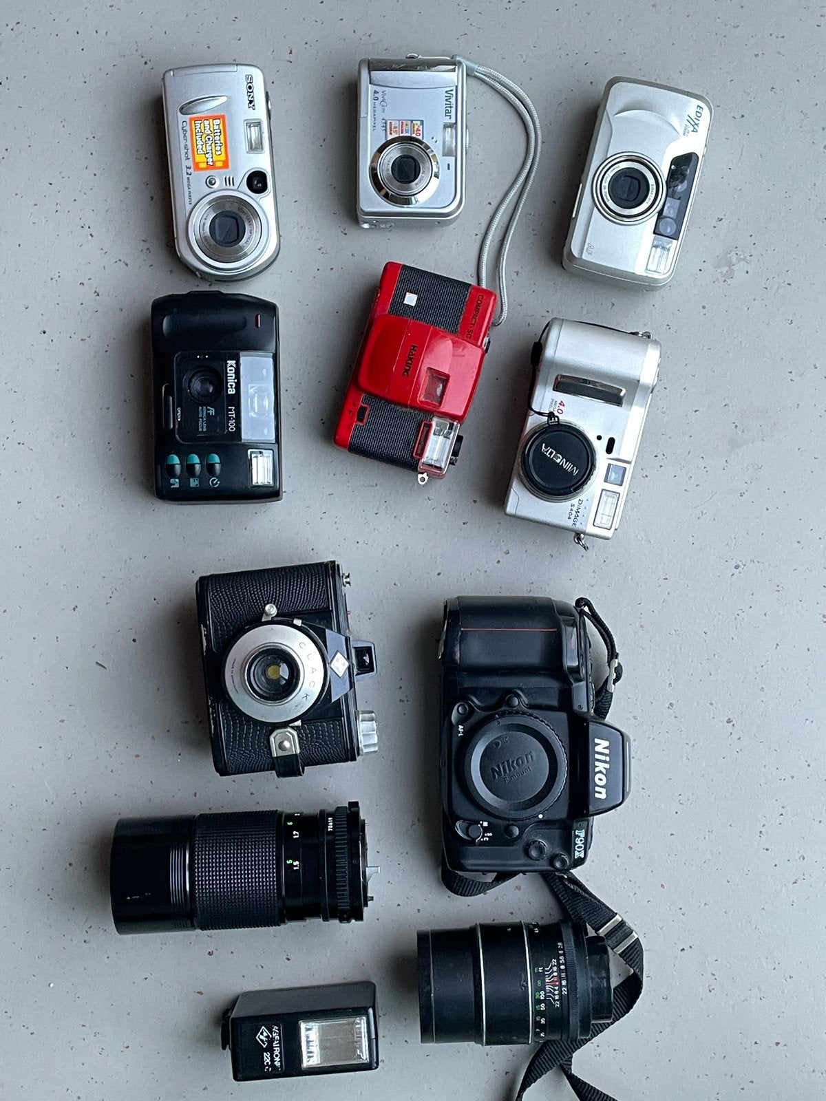 Diverse collectie vintage en digitale camera's, Ophalen of Verzenden, Gebruikt, Spiegelreflex, Nikon