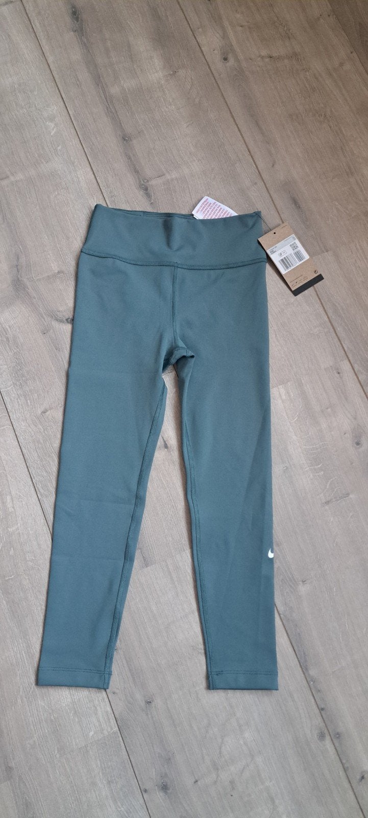 Nieuwe Nike sport legging, maat 122/128, Ophalen, Meisje, Nike, Nieuw