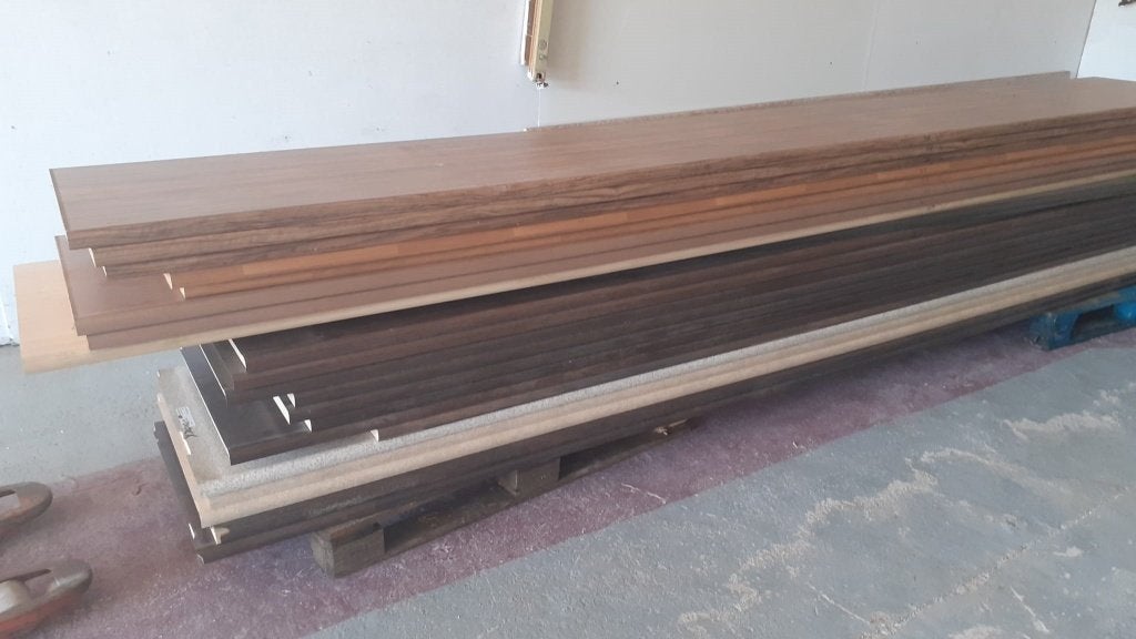 PARTIJ NIEUWE 20x WATERVASTMULTIPLEX WERKBLADEN min 4 meter, Ophalen, Nieuw, A, A