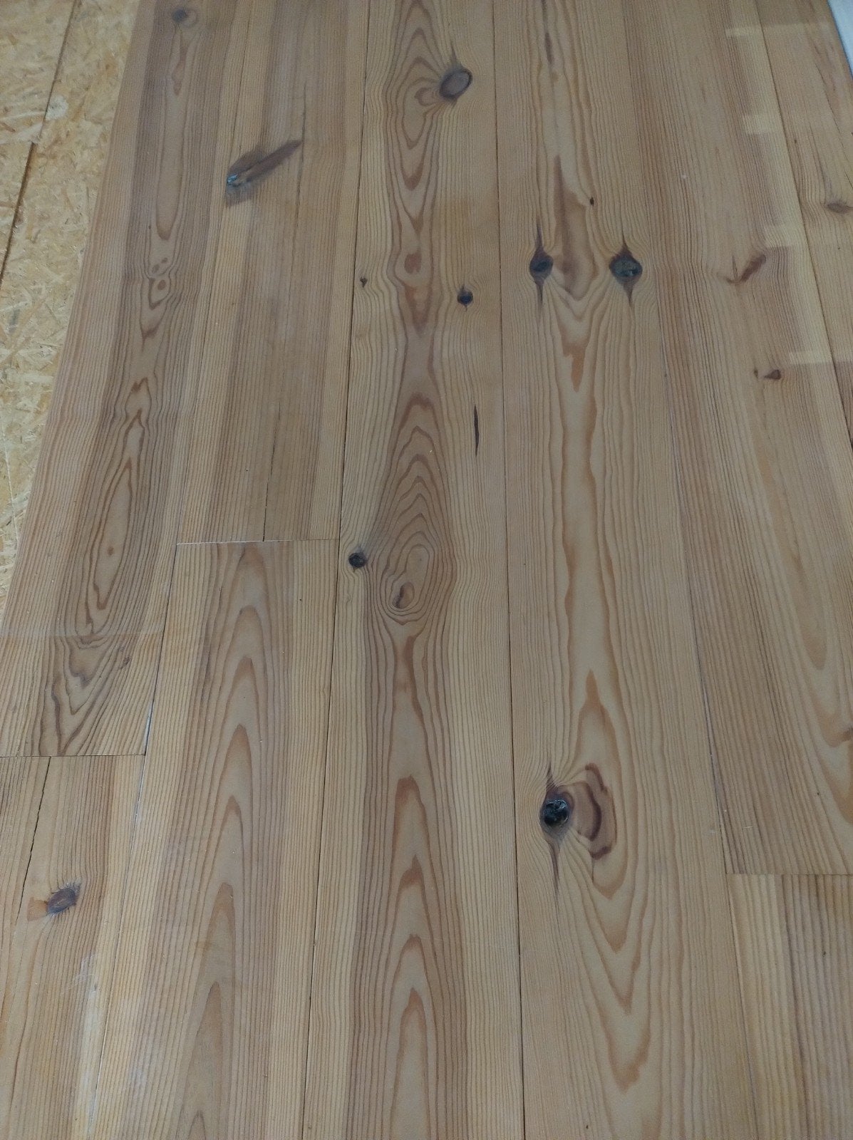 50 m2 Amerikaanse grenen vloer niet gelijmd gelegen, Gebruikt, 10 m² of meer, 10 tot 30 cm, Hout