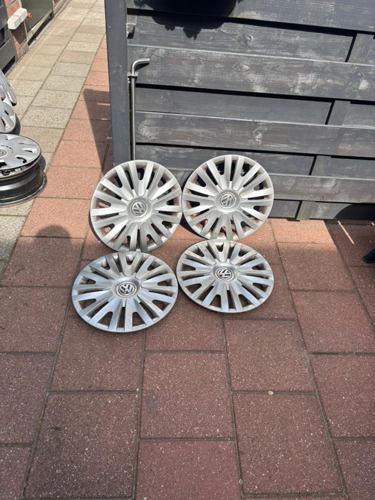 Volkswagen wieldoppen origineel 16 inch, Auto diversen, Wieldoppen, Ophalen, Gebruikt