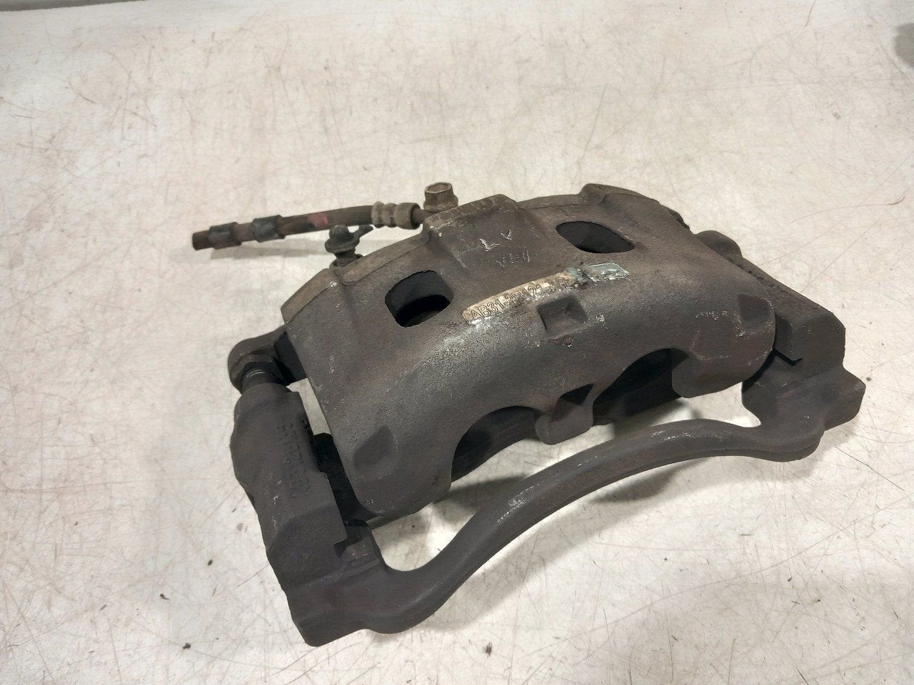 Remklauw links voor Ford Ranger, Onderdelen@venauto.nl, Van der Ven Autorecycling B.V., Gebruikt, Ettenseweg 76, 4706 PB Roosendaal, The Netherlands