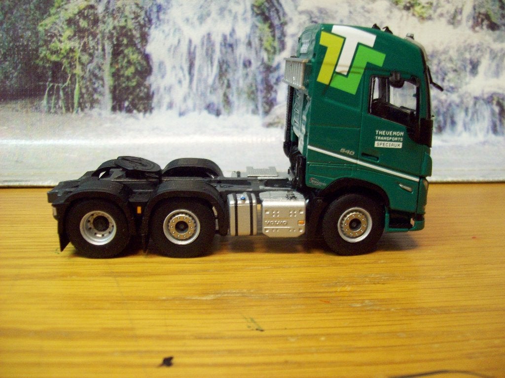 WSI - Volvo FH - 6x2 trekker - The Venon Transports  in doos, Ophalen of Verzenden, Zo goed als nieuw, Bus of Vrachtwagen, Wsi