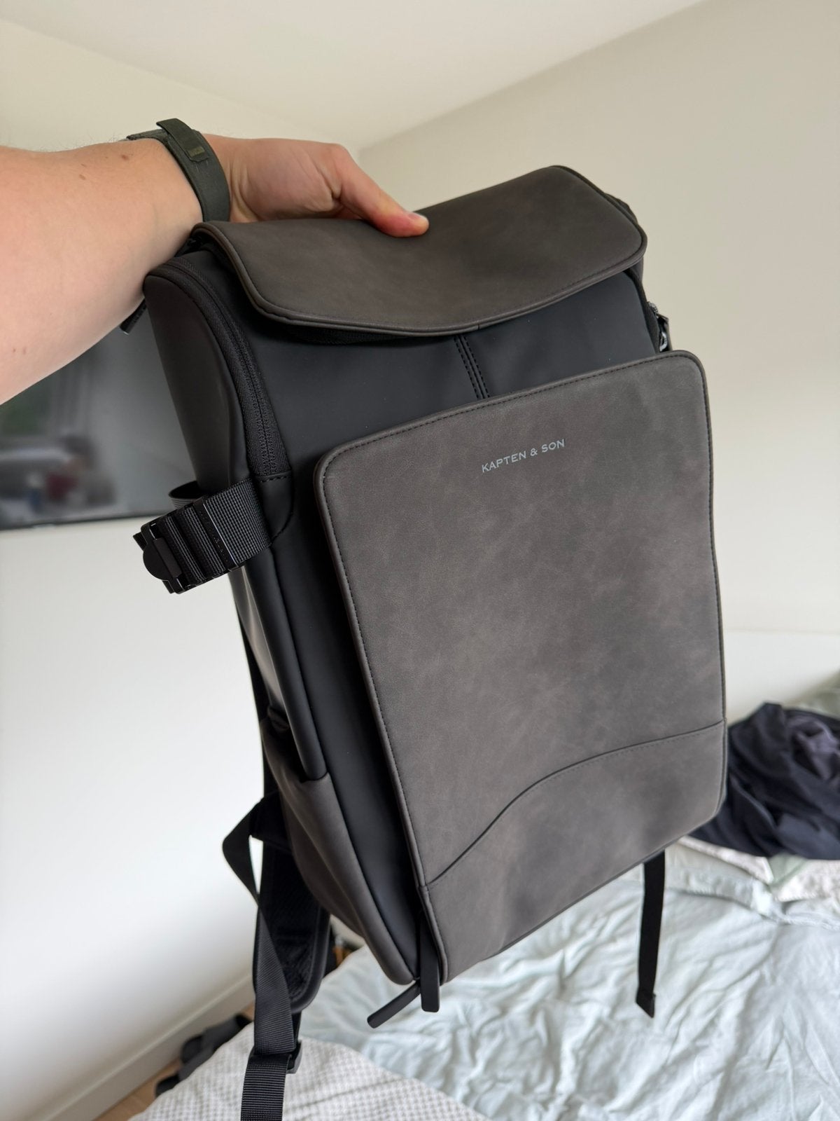 Kapten & Son Bali Medium All Black, Sieraden, Tassen en Uiterlijk, Tassen | Rugtassen, Ophalen of Verzenden, Nieuw, Overige merken