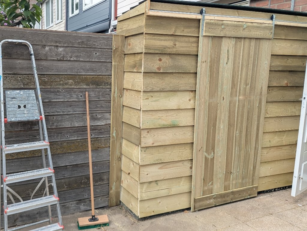 Stevige houten overkapping / schuur, Schuur, Nieuw, Minder dan 200 cm, Zonder ramen