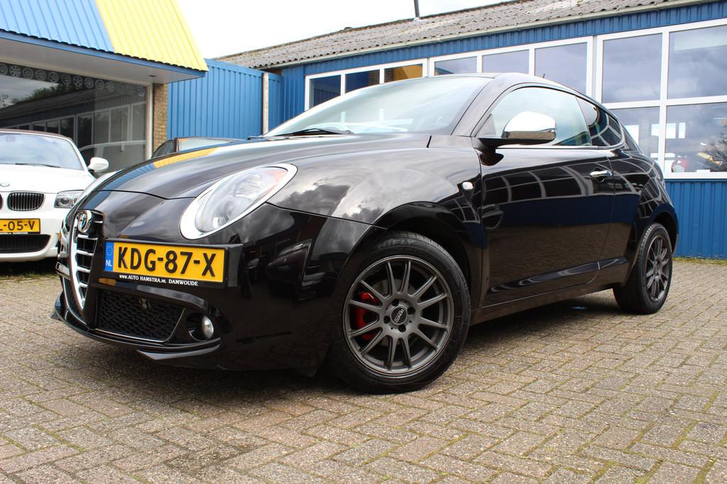 Alfa Romeo MiTo TwinAir "Exclusive" Navi - Cruise - Leder in, Voorwielaandrijving, Gebruikt, Euro 6, Zwart