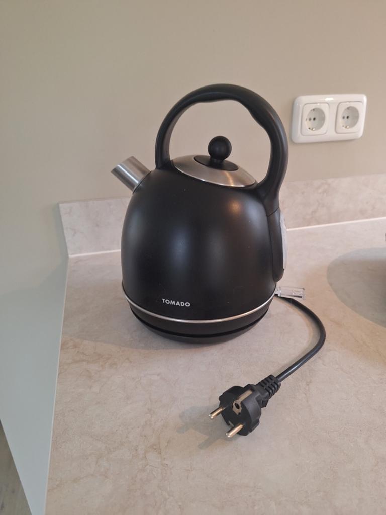Retro waterkoker, Witgoed en Apparatuur, Waterkokers, 1 tot 2 liter, Ophalen of Verzenden